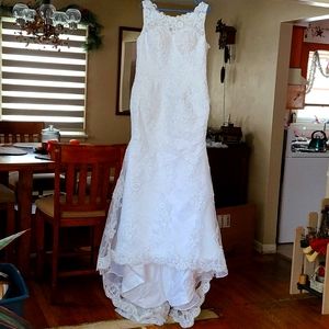 Wedding dress
